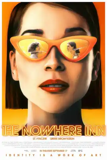 The Nowhere Inn: La identidad es una obra de arte